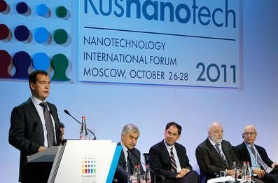 Дмитрий Медведев провел заседание Комиссии по модернизации и технологическому развитию экономики и посетил Международный форум по нанотехнологиям «Руснанотех-2011»