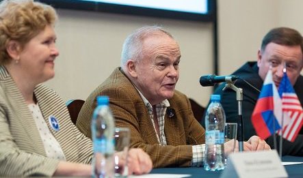 Евгений Велихов дал старт авиационной программе для школьников