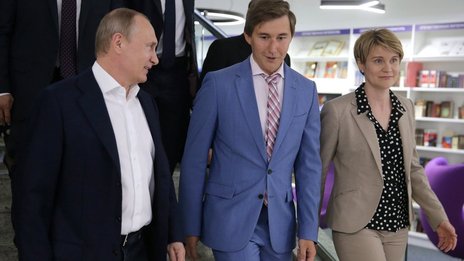 Владимир Путин приехал на открытие шахматной школы в образовательном центре «Сириус»