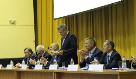 Сергей Землюков принял участие в конференции по нанотехнологиям 