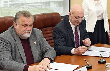 Евгений Каблов подписал соглашение о научно-техническом сотрудничестве с СФУ