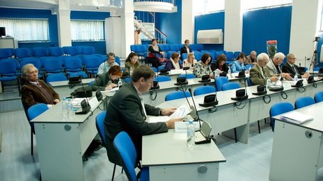 МГУ и СПбГУ смогут присваивать кандидатские и докторские степени