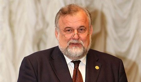 Евгений Каблов провел симпозиум по новым материалам и технологиям в металлургии