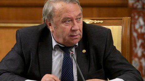 Владимир Фортов приехал на сессию Генеральной конференции ЮНЕСКО в Париже