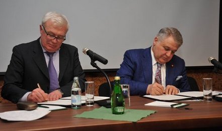 Михаил Ковальчук представил доклад на семинаре «Естественнонаучные методы в гуманитарных науках»