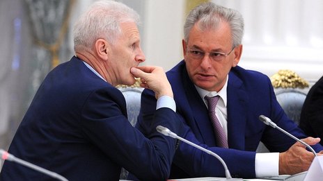 Николай Булаев провел круглый стол по вопросам развития российского образования