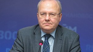 Алексей Хохлов будет возглавлять Совет по науке при Минобрнауки еще два года